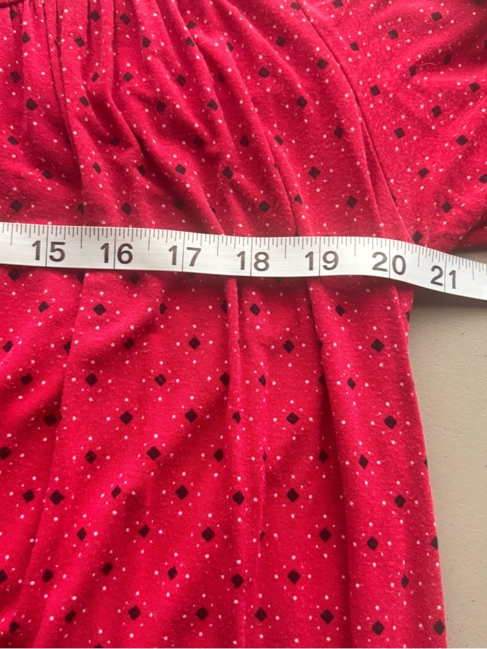 Eileen West long nightgown red white floral lounge with ruffle at sleeves Sz M - Picture 9 of 9